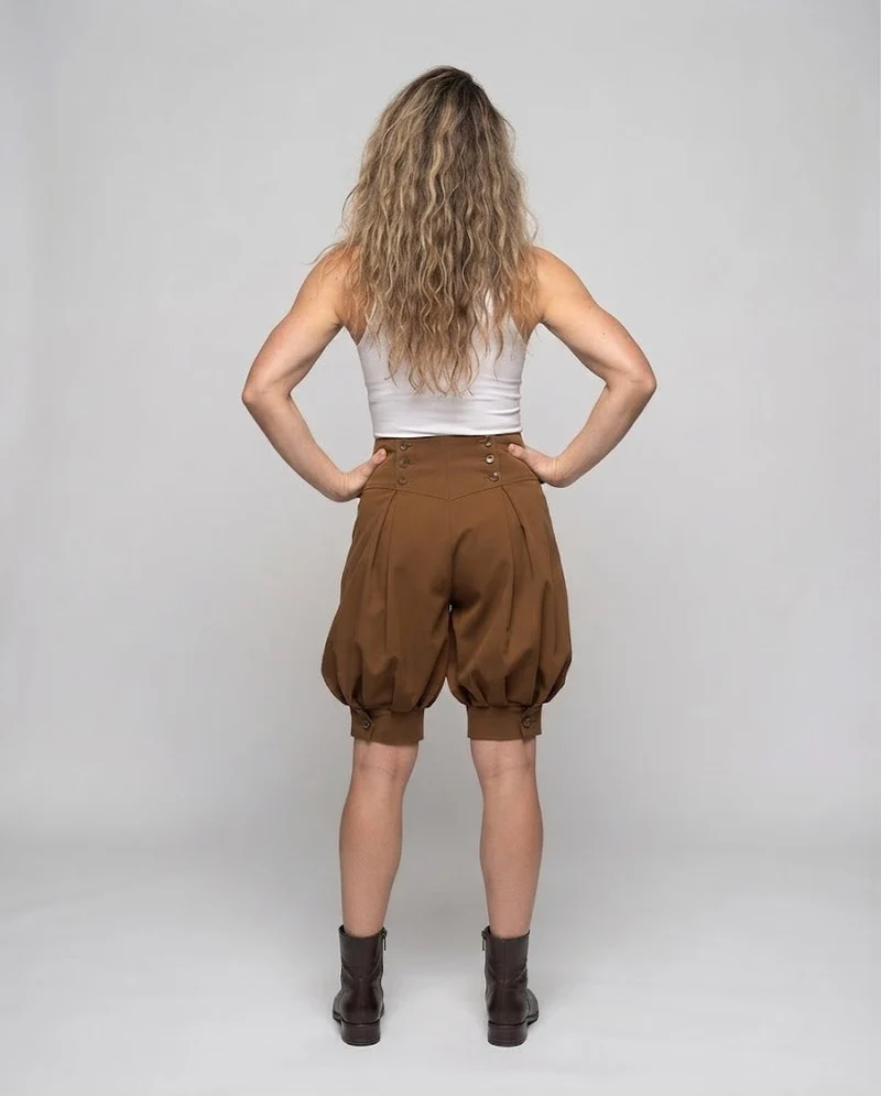 Damen elegante Ballon-Shorts mit Doppelknopfdetails Nord Taschen