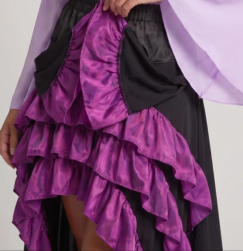 Frauen Historisches Rüschkleid mit Eleganter Korsage und Ausgestellt Rock Nord Taschen