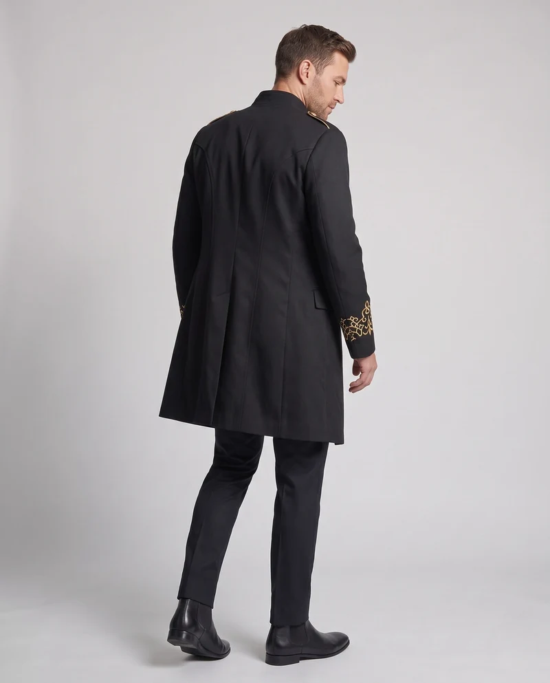 Herren Eleganter Militärstil Mantel mit komplizierten Details Nord Taschen