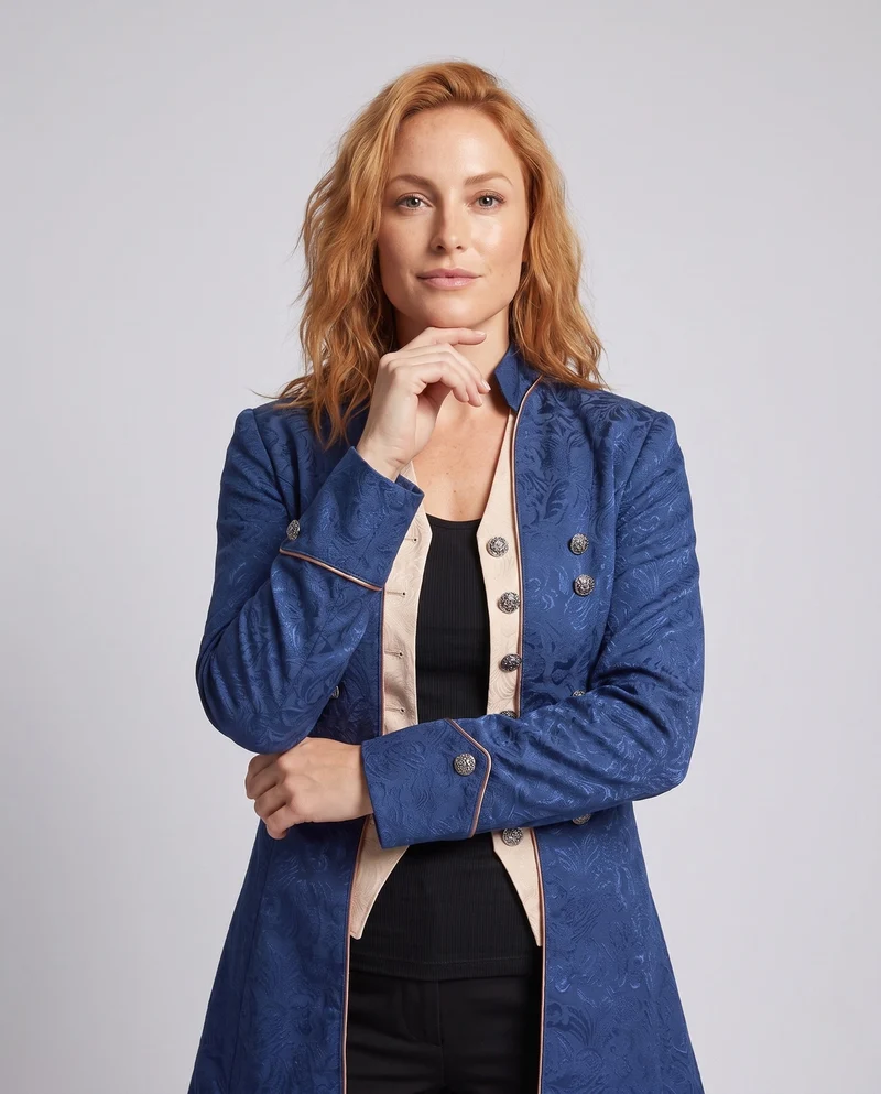 Damen historische Frackkleid mit eleganten Verzierungen und passendem Fliegenband Nord Taschen