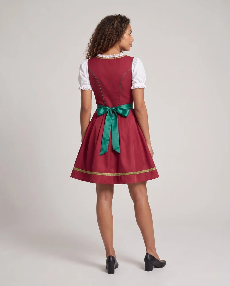 Festliches traditionelles Damenkleid mit floralen Akzenten Nord Taschen