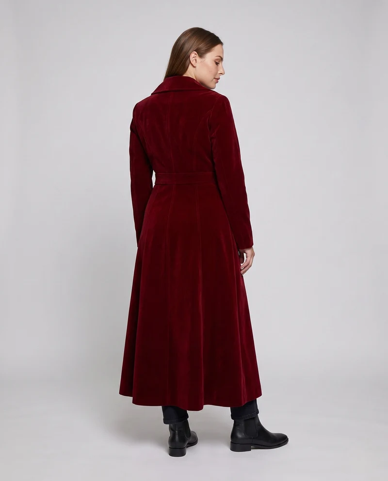 Elegante Damen-Frack mit breitem Revers und tailliertem Schnitt Nord Taschen