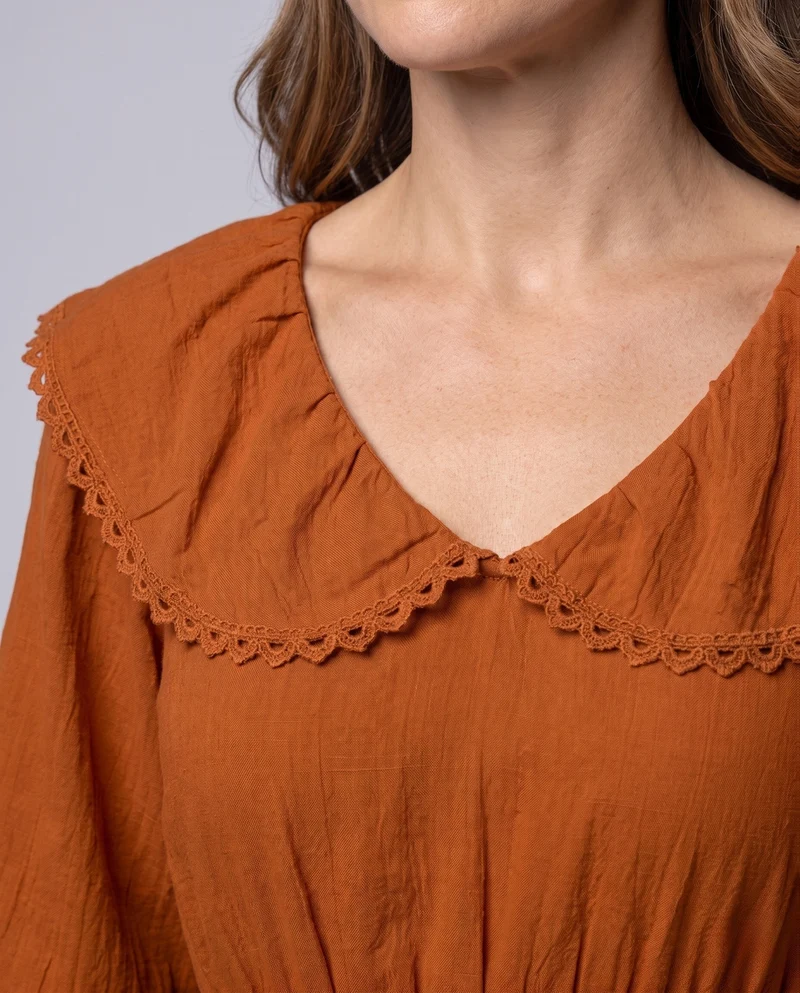 Romantisches Maxikleid für Frauen mit Rüschendetails Nord Taschen
