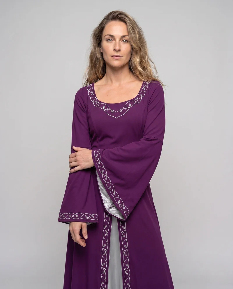 Elegantes, bodenlanges Kleid für Damen mit weiten Ärmeln und aufwendigen Verzierungen Nord Taschen