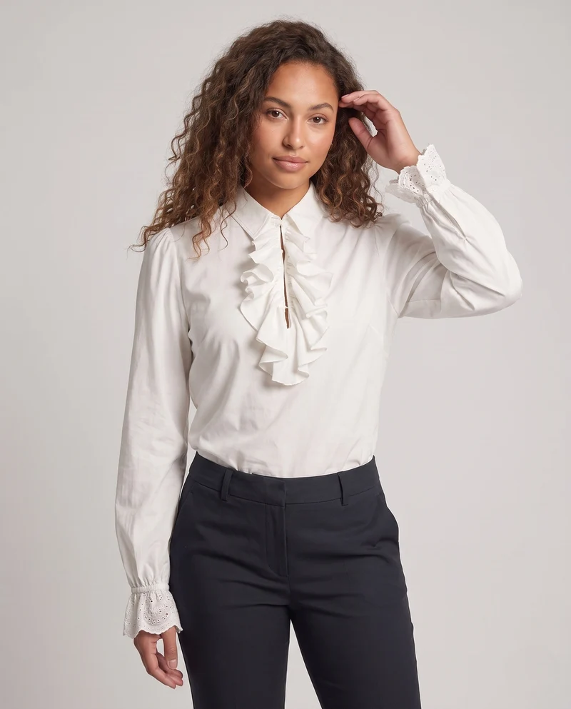 Damen elegante Rüschbluse mit feinem Stehkragen und aufwendigen Ärmelbündchen Nord Taschen