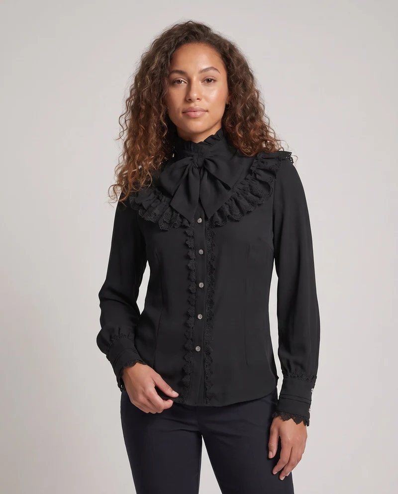 Damen elegante Rüschbluse mit hohem Kragen und verzierten Knopfblende Nord Taschen