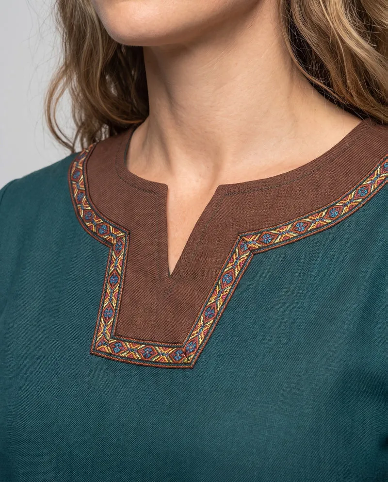 Damen elegantes Maxikleid mit ethnischen Verzierungen und Bindegürtel Nord Taschen