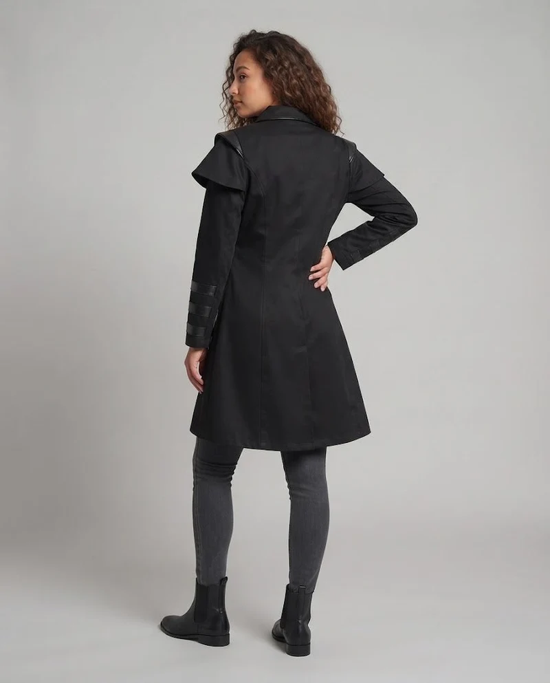 Damen Off-Shoulder Mantel mit voluminösen Ärmeln und dekorativen Akzenten Nord Taschen
