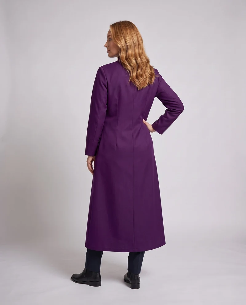 Frauen Elegantes Langes Kleid mit Stehkragen und Knopfleiste Nord Taschen