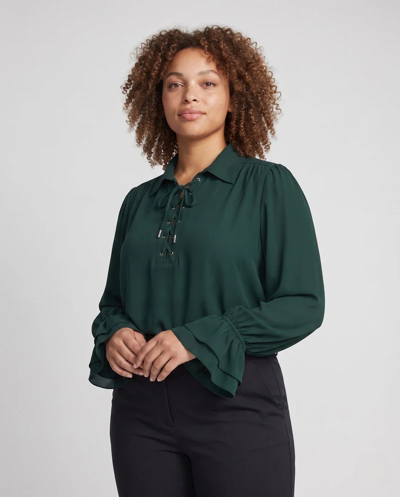 Frauen Elegante Rüschbluse mit Schnürung und Weiten Schwingen Ärmel Nord Taschen