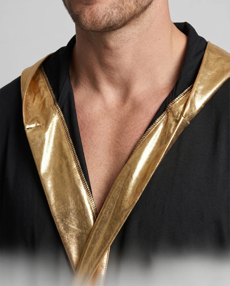 Herrenbademantel mit goldenen Akzenten und Gürtel Nord Taschen