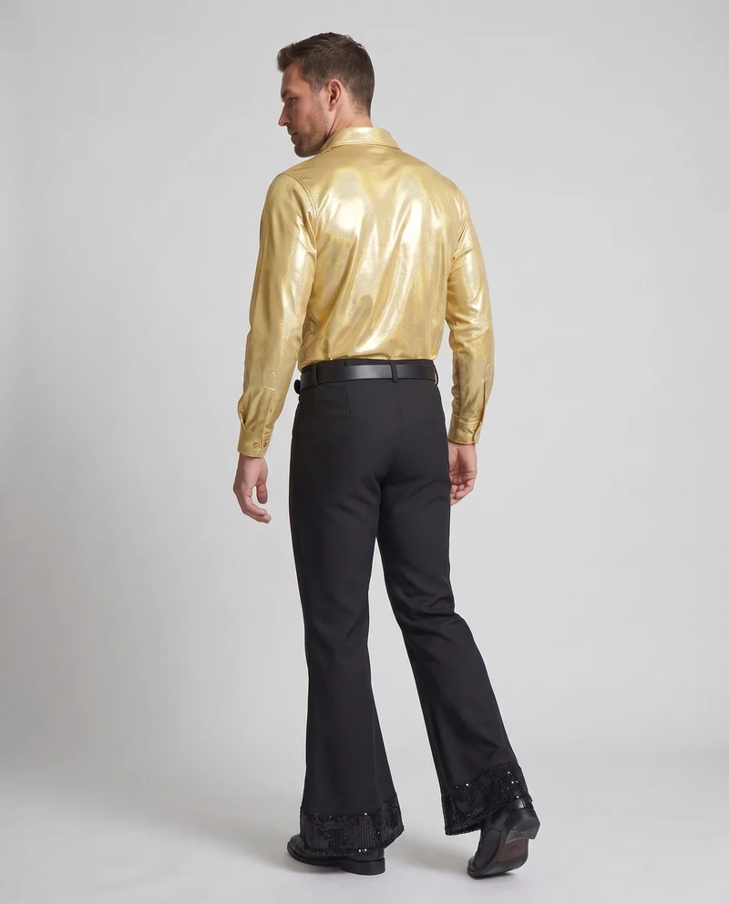 Herren Disco Outfit mit glänzender Bluse und weiten Hosen Nord Taschen