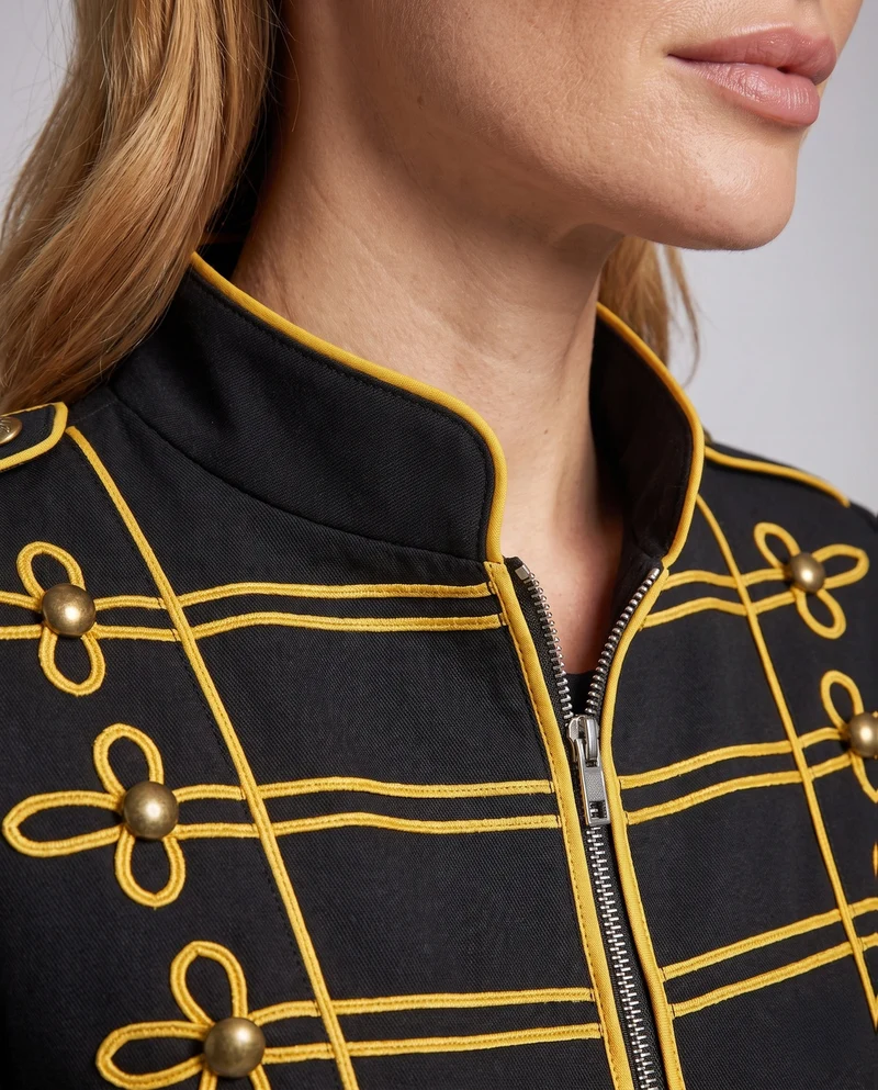Stylische Militärjacke für Damen Nord Taschen