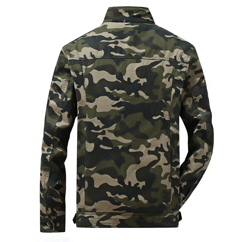 Herren Camouflage-Fieldjacke mit Sherpa‑Futter und multifunktionalen Utility‑Taschen Nord Taschen