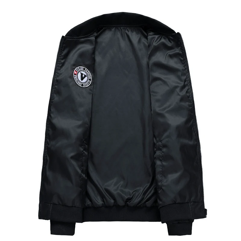 Herren Bomberjacke im Aviator-Style mit Patchapplikationen, Nylon-Shell und Ärmeltasche Nord Taschen