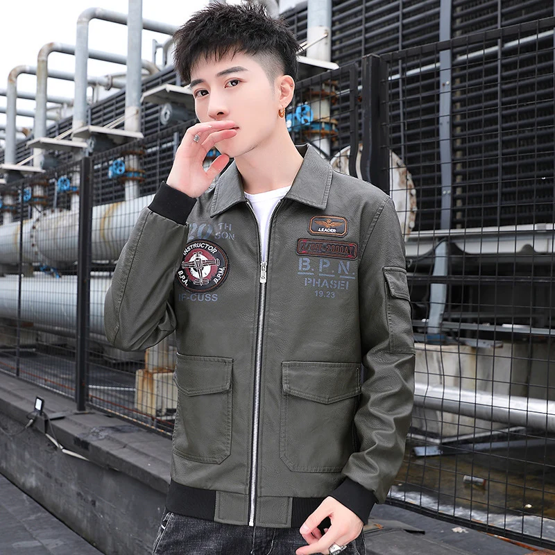 Herren Aviator‑Bomberjacke im Military‑Style mit großem Rückenpatch und Ärmeltasche Nord Taschen