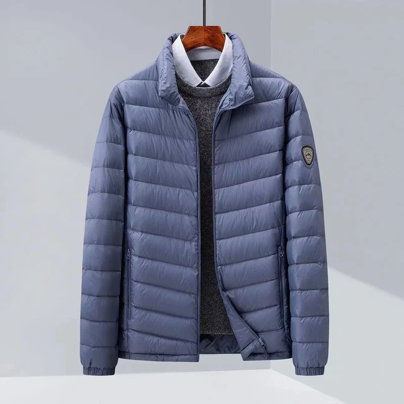 Herren Leichte Steppjacke mit diagonaler Steppung, Stehkragen und Reißverschlusstaschen Nord Taschen