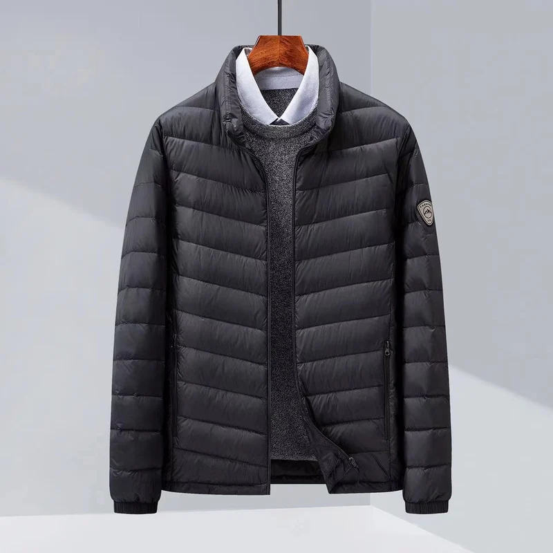 Herren Leichte Steppjacke mit diagonaler Steppung, Stehkragen und Reißverschlusstaschen Nord Taschen