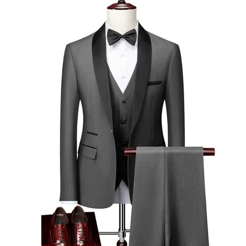 Herren maßgeschneiderter Smoking mit Schalkragen, Weste und eleganter Abendhose Vittorelli
