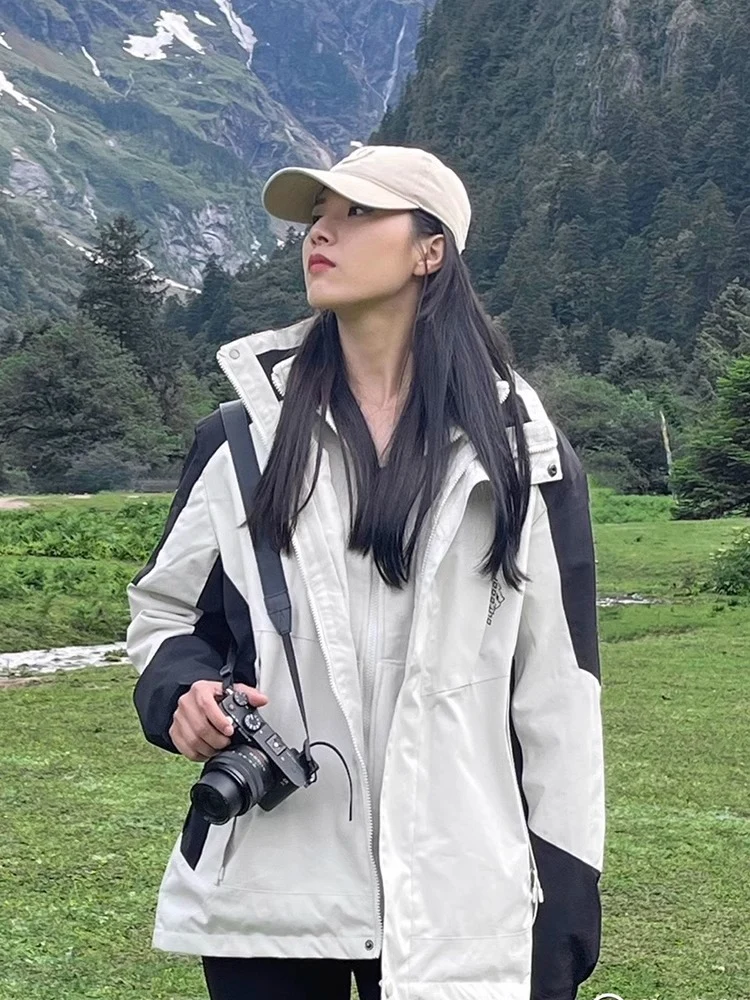 Damen zweilagige wasserdichte Outdoor‑Jacke mit Kapuze, atmungsaktiver Membran und verstellbarer Taille Nord Taschen