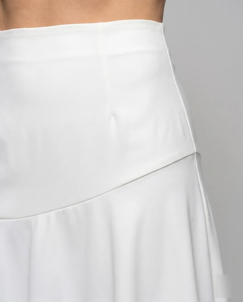 Damen Langer asymmetrischer Rock mit Spitzenakzenten