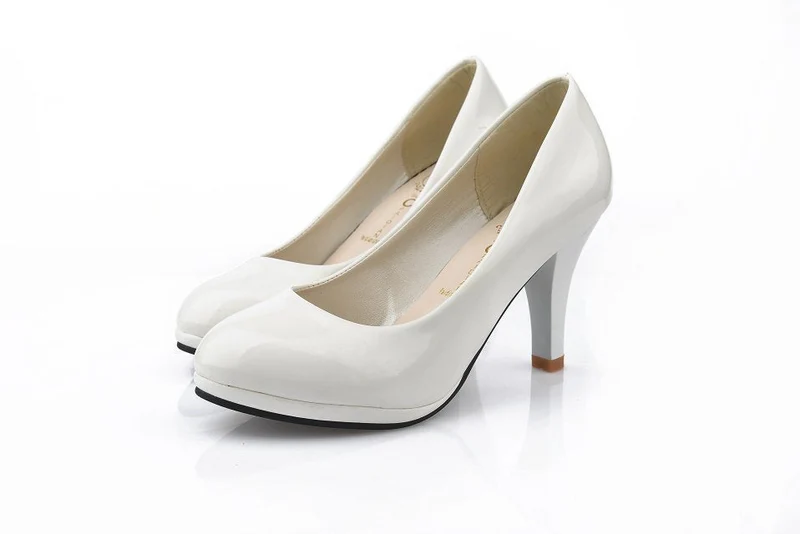 Damen elegante Hochglanz-Pumps mit bequemem Innenfutter und stabilem Blockabsatz