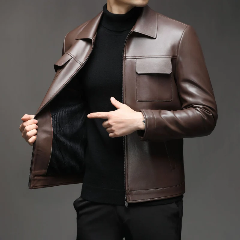 Herren Glatte Lederjacke im klassischen Hemdkragenstil mit verdecktem Reißverschluss und aufgesetzten Brusttaschen Nord Taschen
