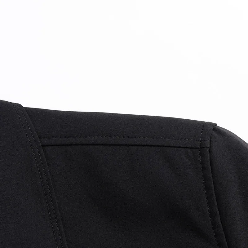 Herren Eleganter Slim-Fit Trenchcoat mit klassischer Knopfleiste und verstellbaren Manschetten Nord Taschen
