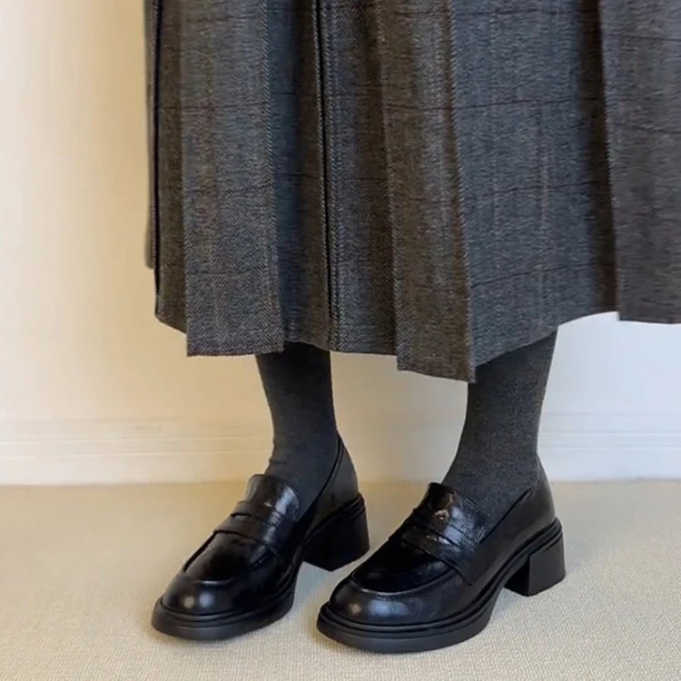 Damen Modische Penny-Loafer mit markanter Plateauprofilsohle und mittelhohem Blockabsatz Nord Taschen
