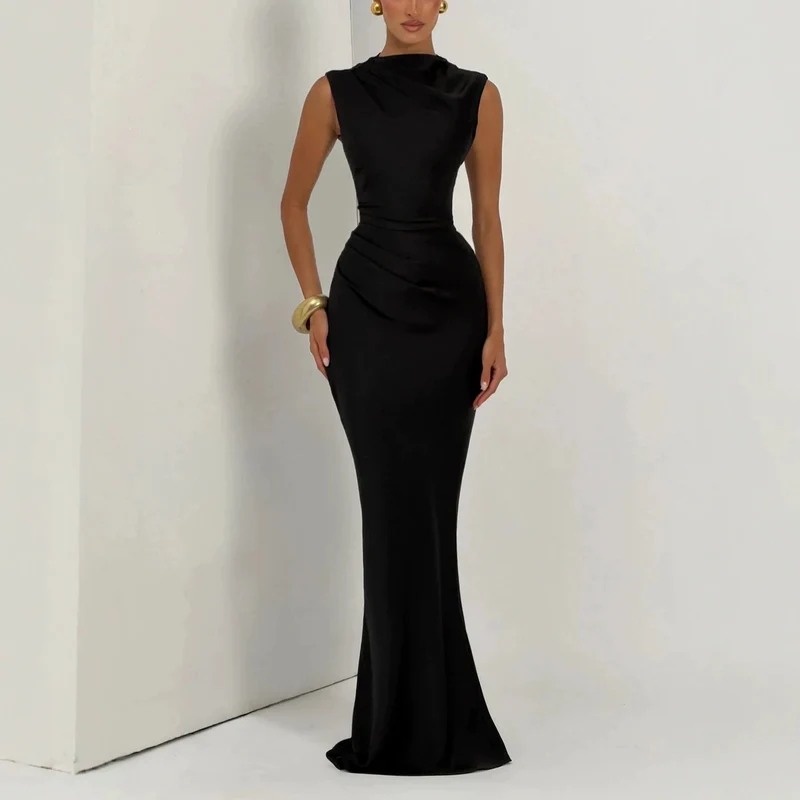 Damen Elegantes Maxikleid mit asymmetrischem Ausschnitt und raffinierten Drapierungen Nord Taschen