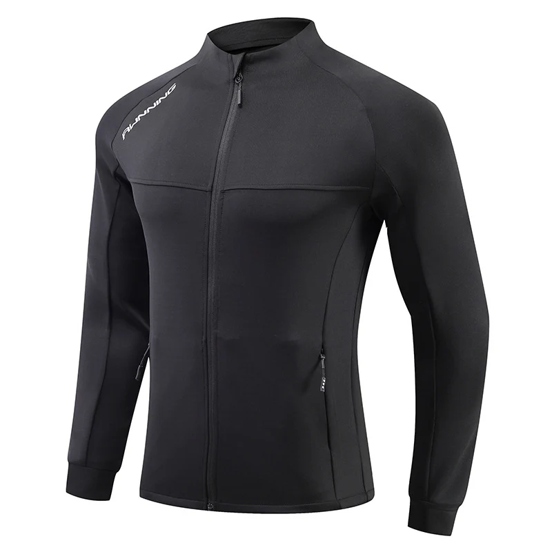 Herren Lauf-Trainingsjacke mit windabweisendem Stretch, Slim-Fit und Reißverschlusstaschen Nord Taschen