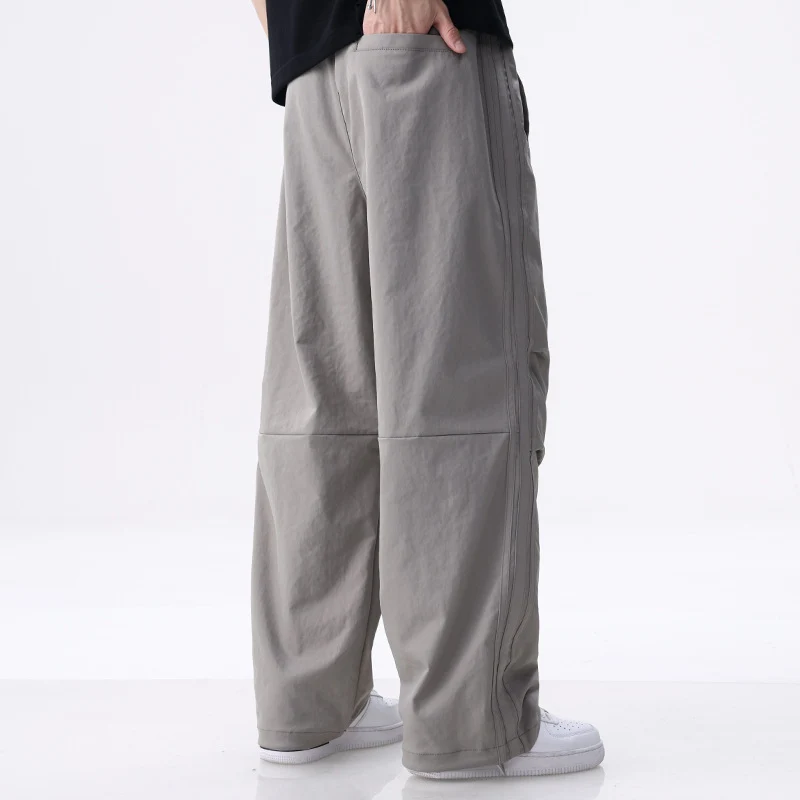 Herren Weite Cargo-Hose mit Tunnelzug, Knie-Panels und seitlichen Zierstreifen Nord Taschen