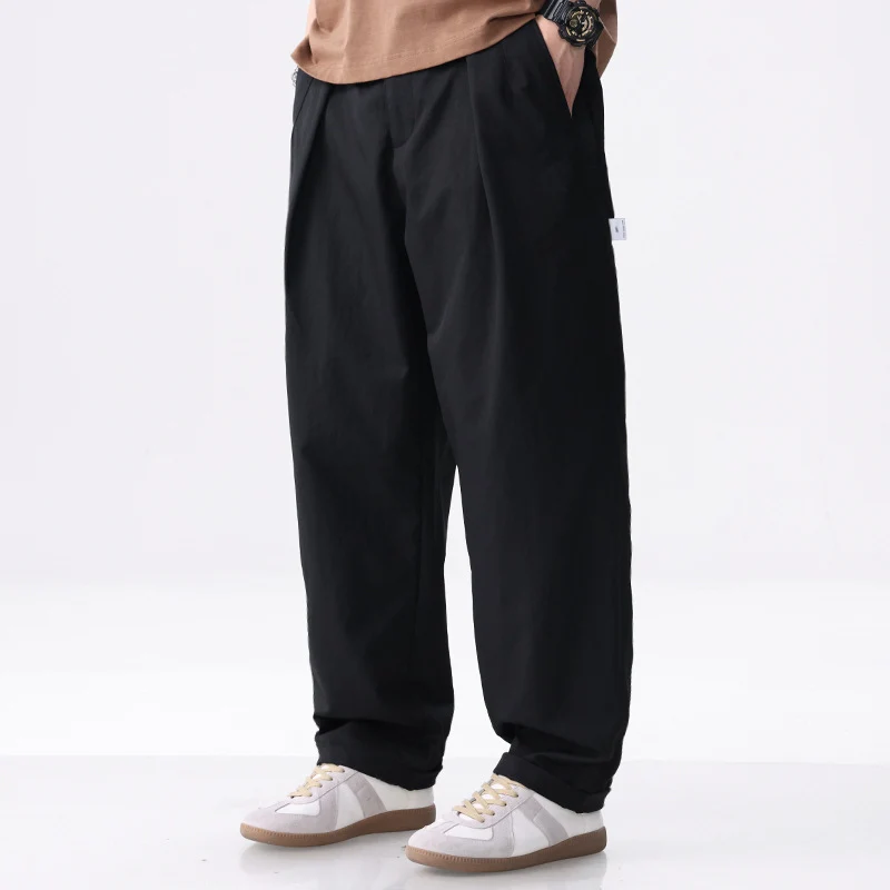 Herren Weite Baumwollmix-Cargohose mit Bundfalten und elastischem Kordelzug Nord Taschen