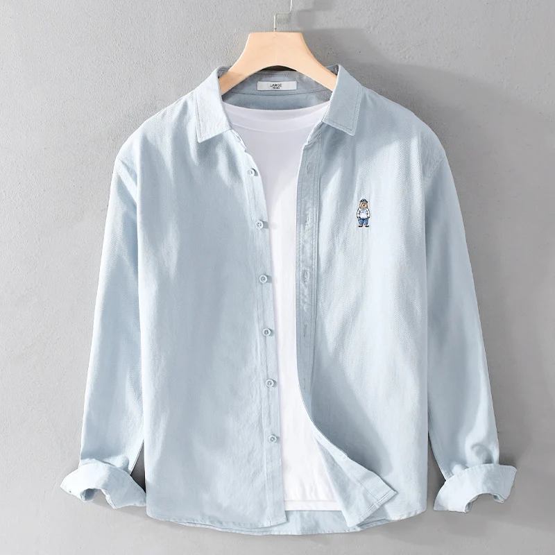 Herren Leichtes Hemd-Overshirt aus Baumwolltwill mit kleiner Figurenstickerei und kastigem Schnitt Nord Taschen
