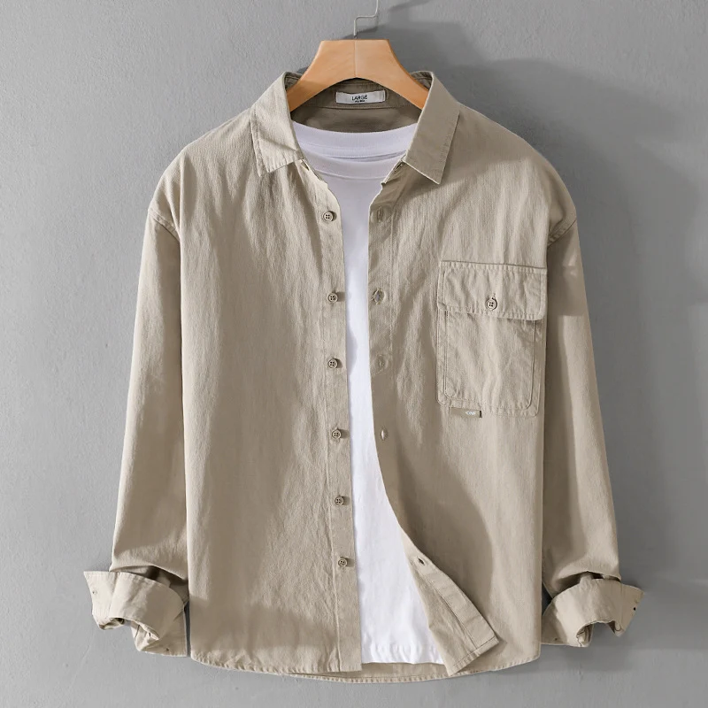 Herren Vielseitiges Baumwoll-Overshirt mit aufgesetzter Klappentasche und entspanntem Schnitt Nord Taschen
