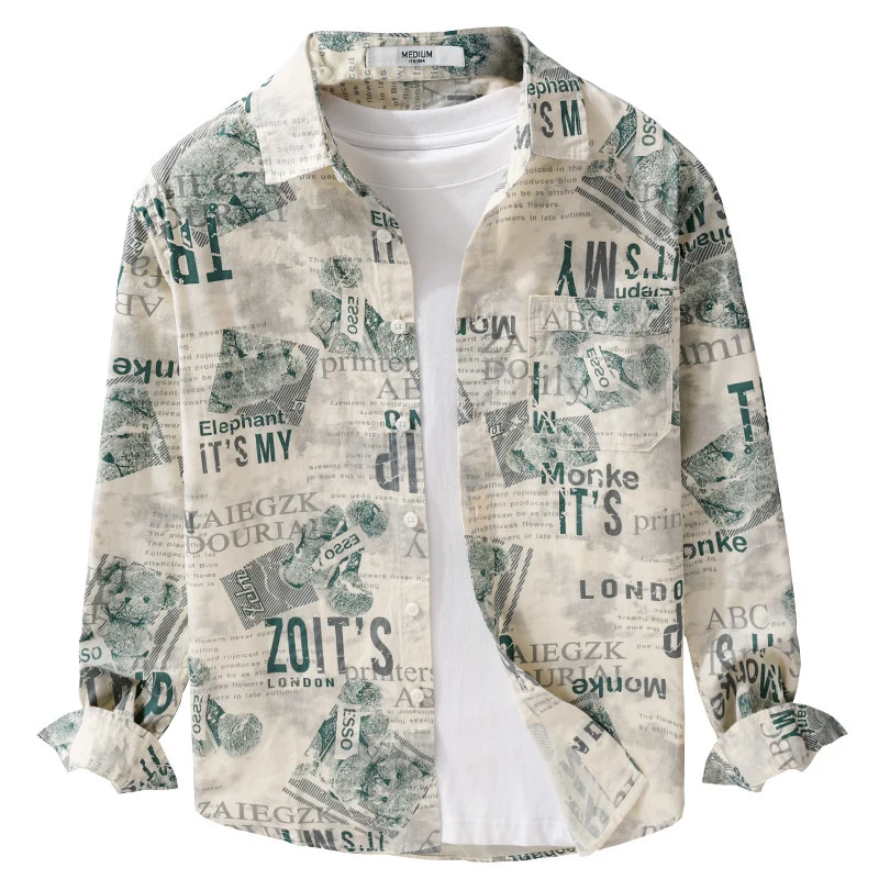 Herren Overshirt aus Baumwoll‑Leinen mit typografischem Zeitungsprint und Relaxed‑Fit Nord Taschen