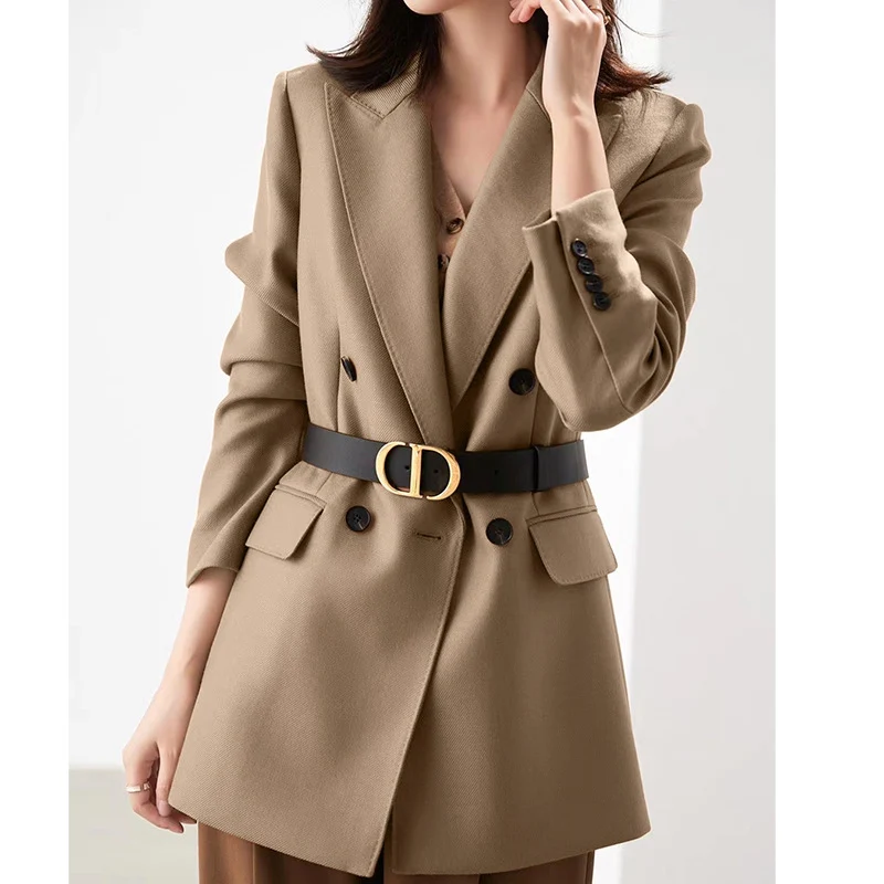 Damen Taillierter Longline-Blazer mit doppelreihiger Knopfleiste und Pattentaschen Nord Taschen