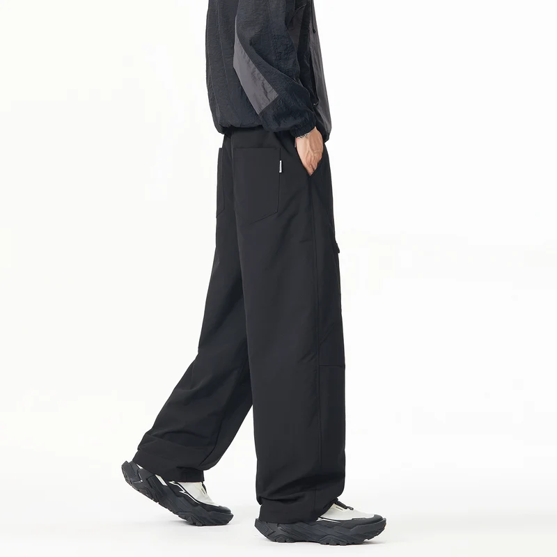 Herren Weite Tech‑Cargohose mit Tunnelzugbund und Reißverschlusstaschen Nord Taschen