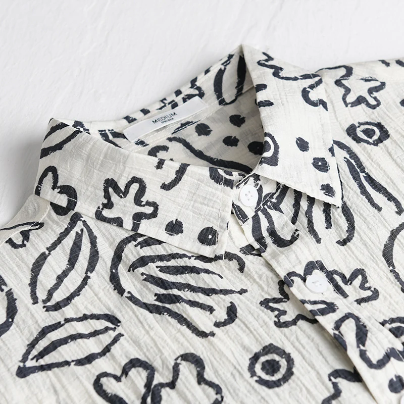 Herren Lockeres Crinkle-Hemd mit handgezeichnetem Blumenprint und Brusttasche Nord Taschen