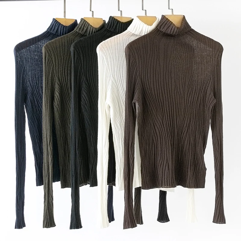 Damen Schlanker Feinstrick-Rollkragenpullover mit wellenförmiger Rippstruktur Nord Taschen