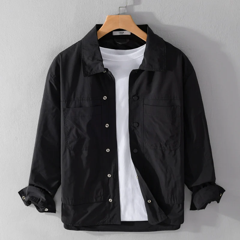 Herren Leichtes Baumwoll-Overshirt mit Kentkragen, aufgesetzten Brusttaschen und Relaxed-Fit Nord Taschen