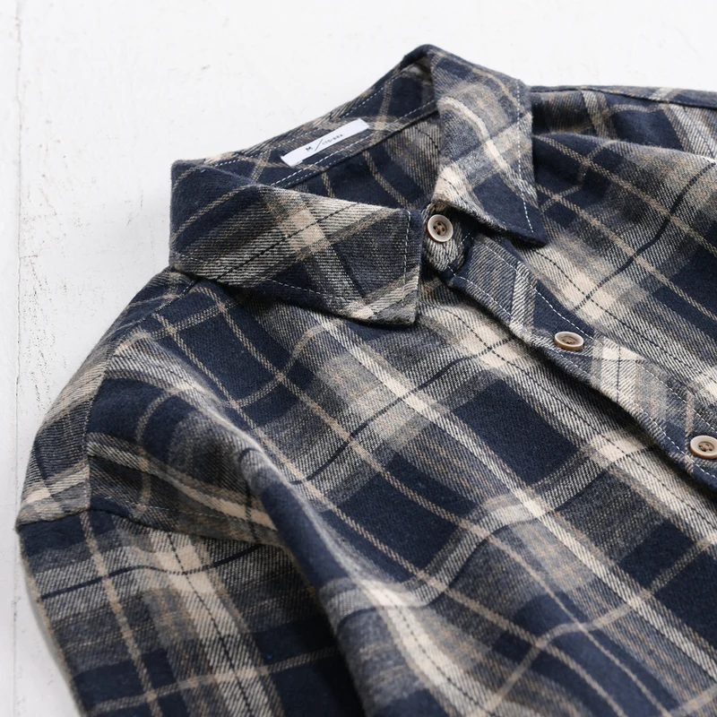 Herren kariertes Flanell-Overshirt im Relaxed-Fit mit kontrastierter Brusttasche Nord Taschen