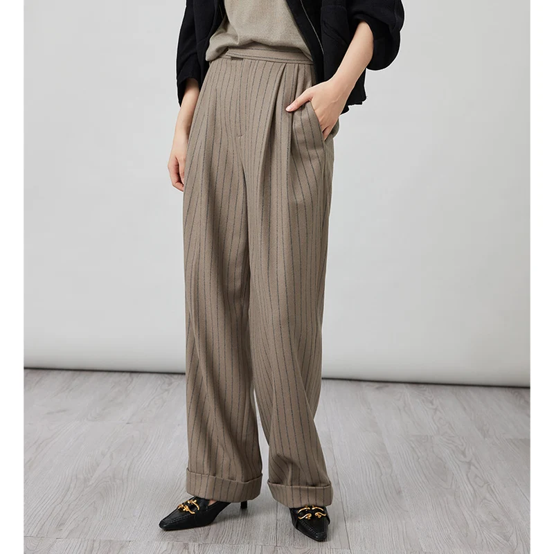 Damen Oversize Wollmantel im Clean‑Cut‑Design mit Reverskragen und verdeckter Knopfleiste Nord Taschen