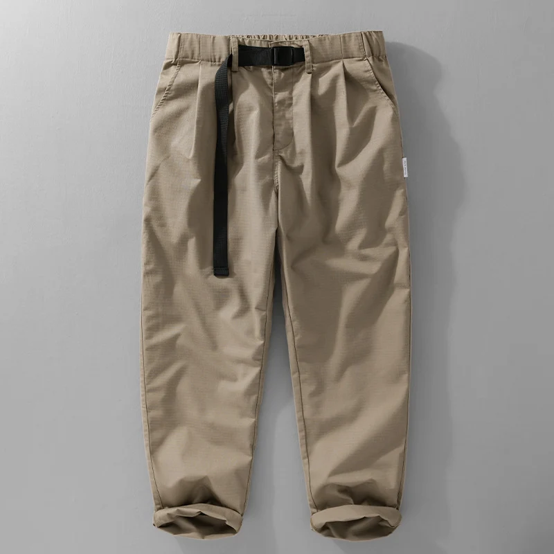 Herren Relaxte Baumwollhose mit elastischem Bund, integrierter Webbing-Gürtel und konischem Bein Nord Taschen