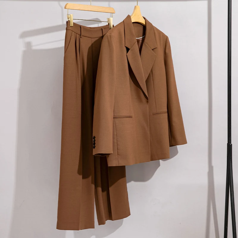 Damen Longline-Blazer mit verdeckter Knopfleiste und schmaler Silhouette Nord Taschen