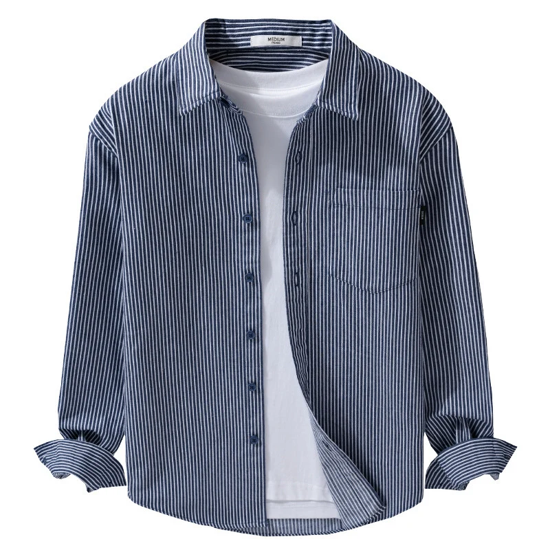 Herren Leichtes Nadelstreifen-Hemd im Layering-Overshirt-Stil mit Kentkragen und aufgesetzter Brusttasche Nord Taschen