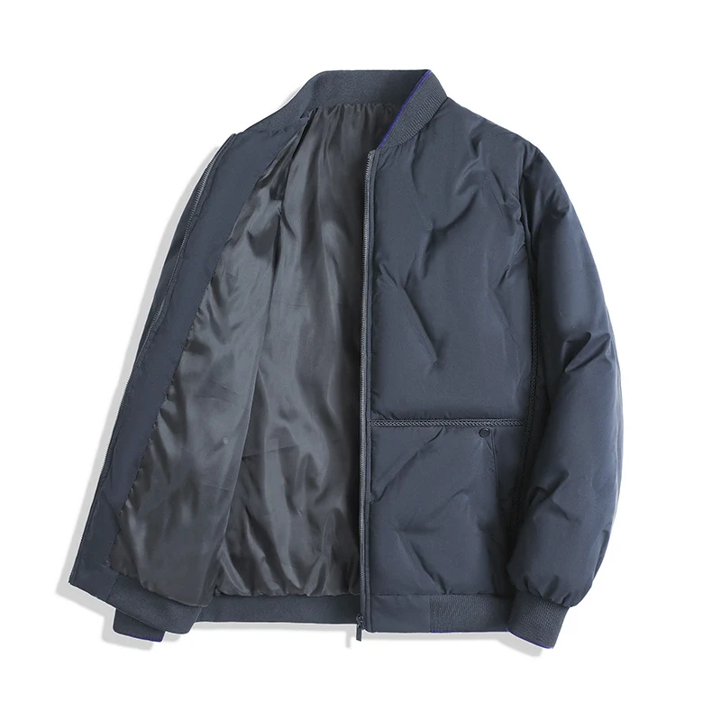 Herren Minimalistische Thermo-Bomberjacke mit glattem Innenfutter und verdeckter Reißverschlussblende Nord Taschen