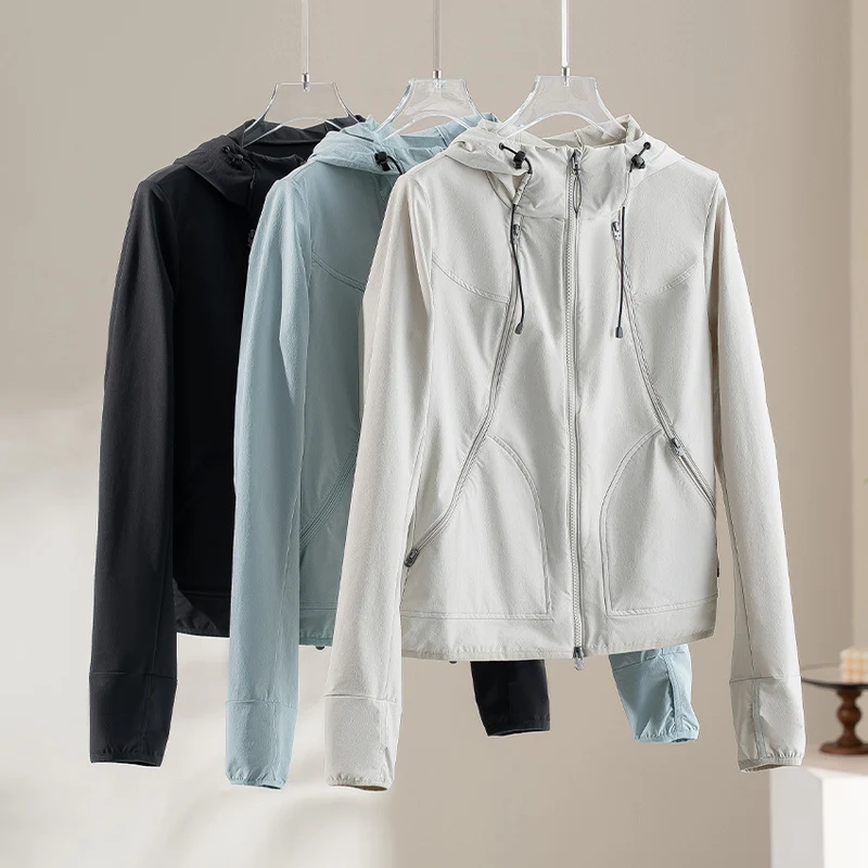Damen Leichte Softshell-Outdoorjacke mit Kapuze und Zwei-Wege-Reißverschluss Nord Taschen
