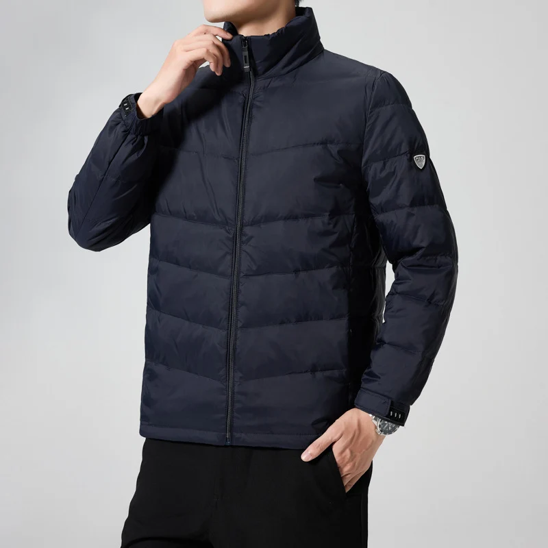 Herren Leichte gesteppte Thermojacke mit Stehkragen und winddichter Isolierung Nord Taschen