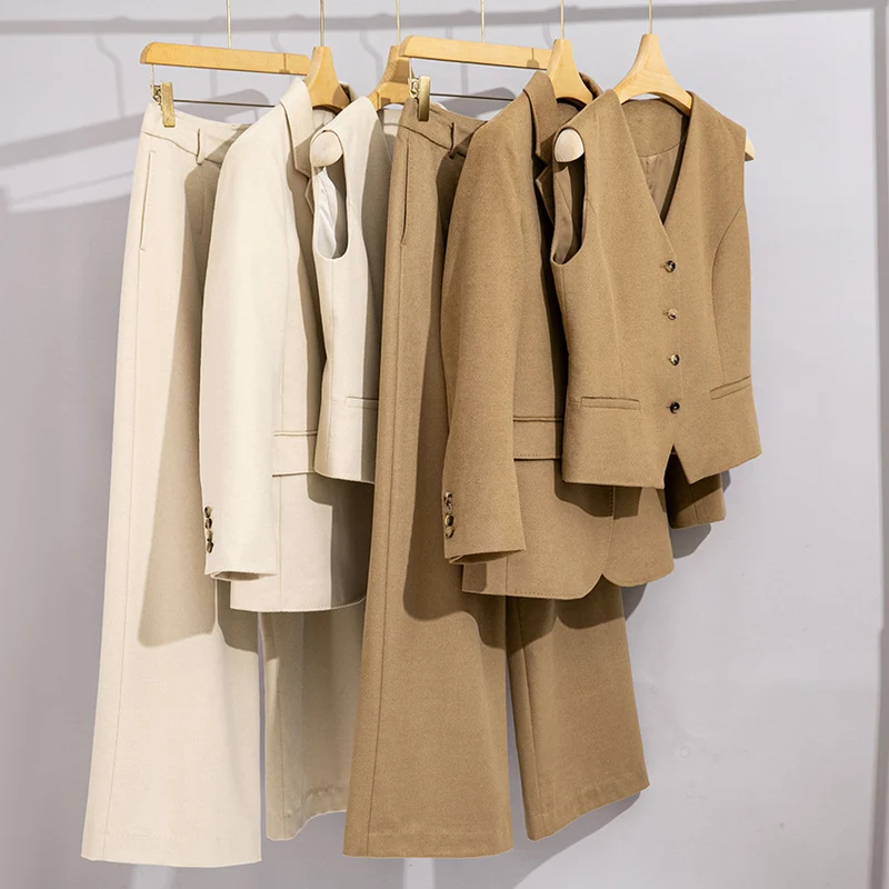Damen Lang geschnittener Wollmix-Blazer mit Ein-Knopf-Verschluss und Pattentaschen Nord Taschen